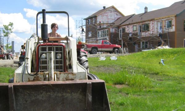 Emilie et Victor le tracteur